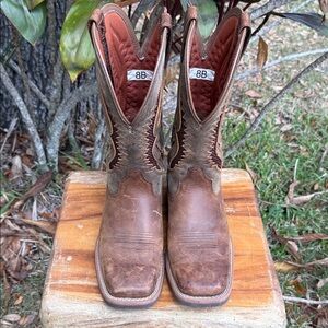 Ariat Women's Tan and Brown Western Boots